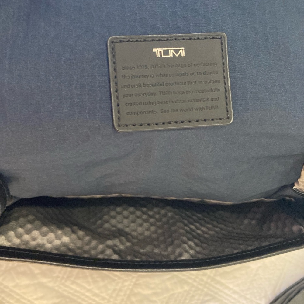 Tumi Alpha Bravo Barton Crossbody Dark Brown Leather Messenger Bag New with Tags - Picture 12 of 13